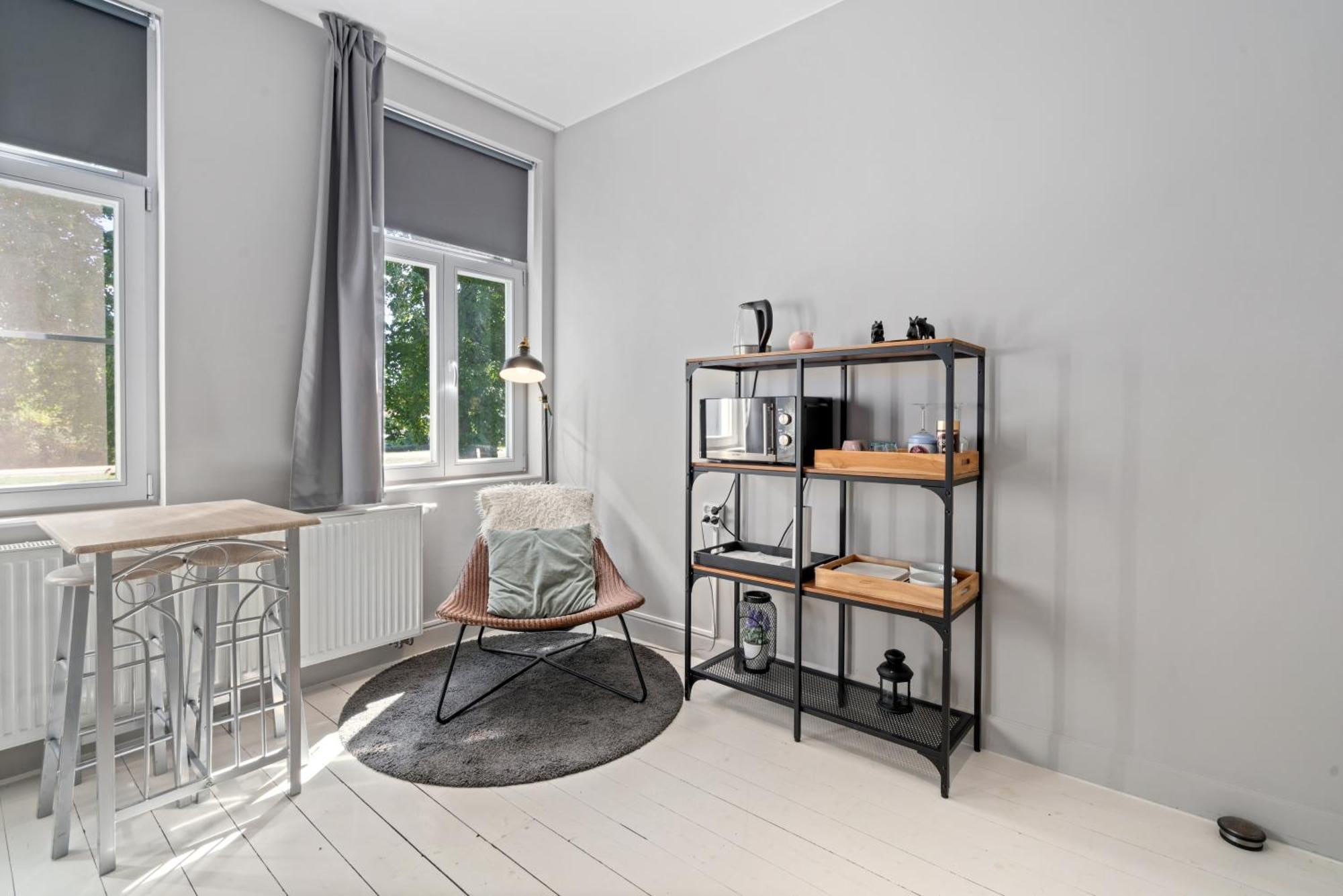 Spacious Guest Suites Near Historic Market - 5 Min Walk Brugge Bagian luar foto